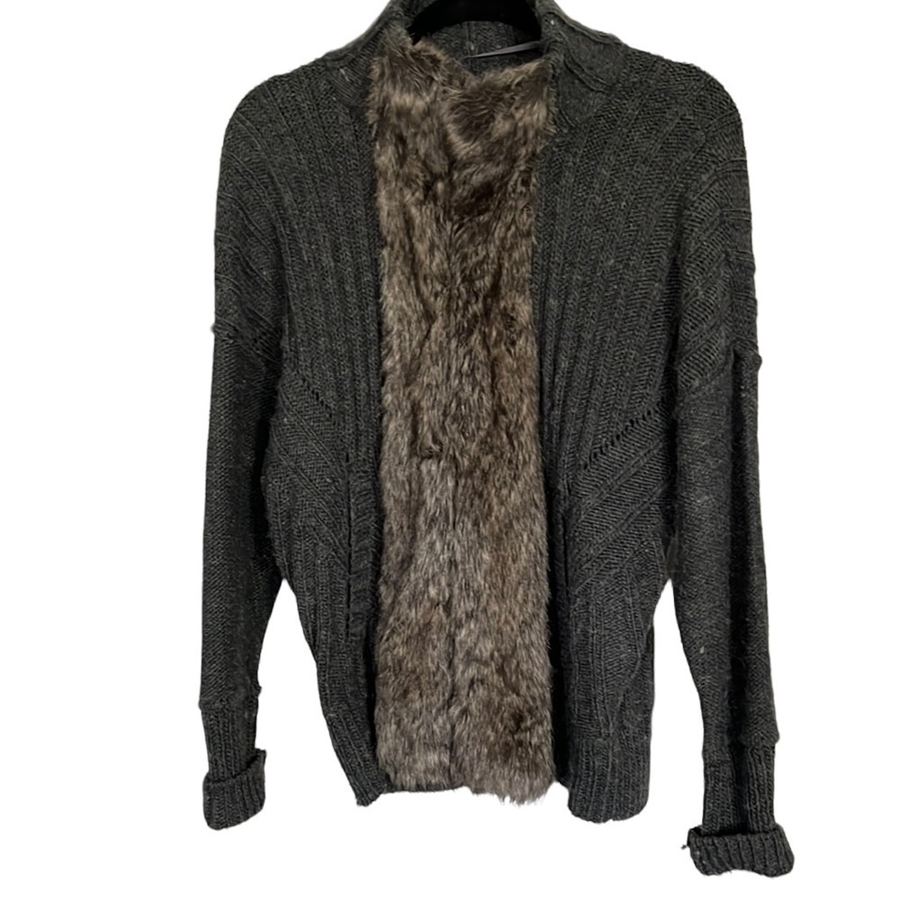 Dkny grey and faux fur cardigan size medium good preowned condition